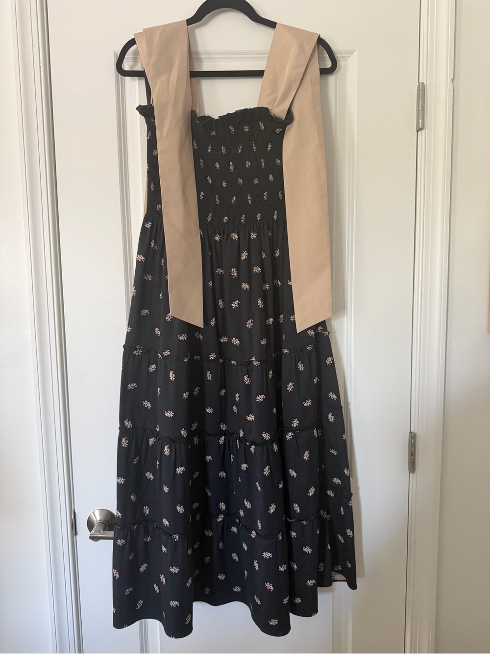 Hill House The Ribbon Ellie Nap Dress in Black Floral Jacquard